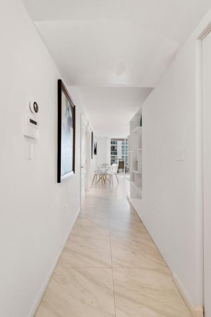 Miami Downtown Brickell Popular 4 BedRooms Bayview