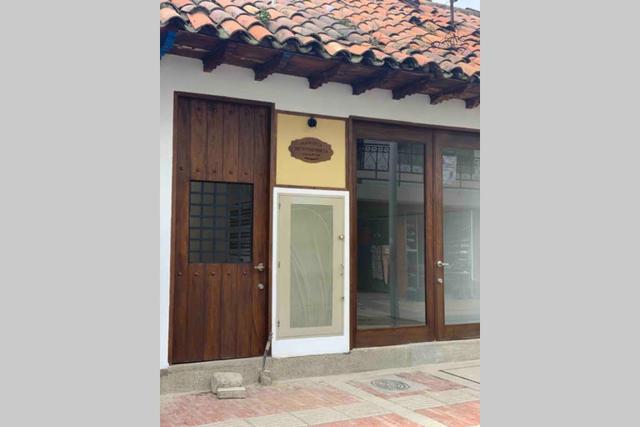 Bellísimo chalet en Zona Colonial (301)