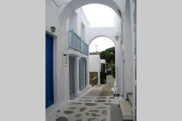Nikos & Efi Fabrica Residence