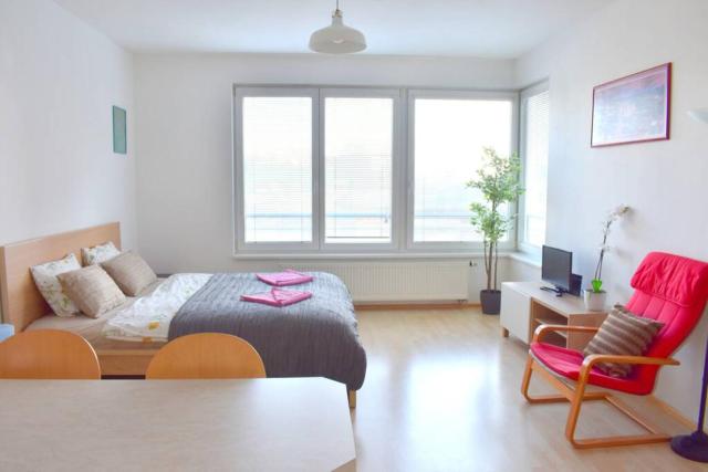 Modern apartments - Airport 8mins