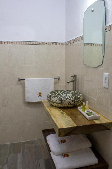 Hotel Real de Castilla Colonial
