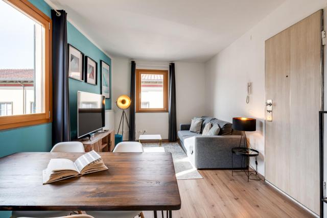 GuestHost - Cozy Gem in Santa Croce