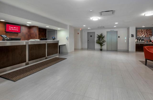 Red Roof Inn PLUS Boston - Mansfield - Foxboro