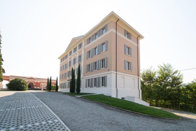 Al Santuario di Fiorano Charming Hostel