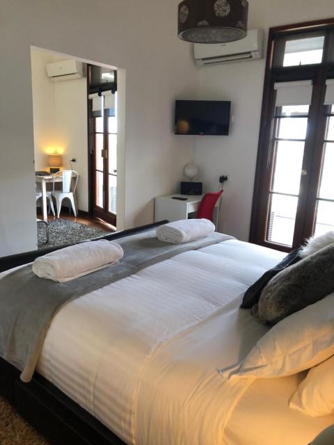 Fairway Manor Accomodation