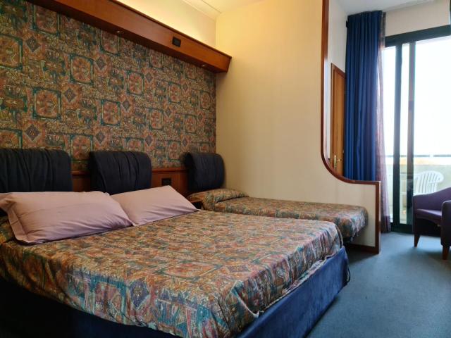 Hotel Sabra