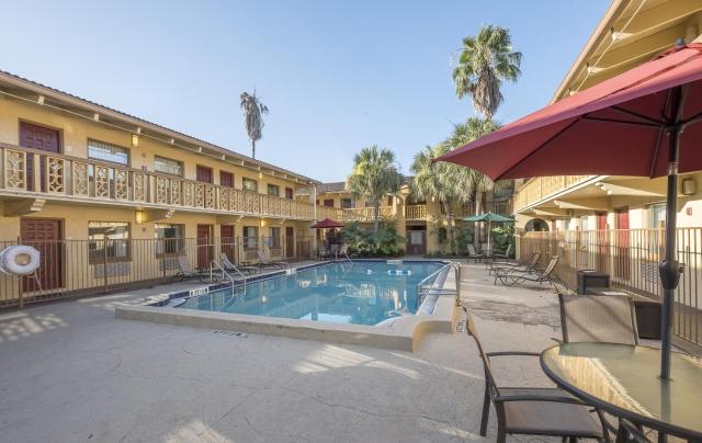 Red Roof Inn Tampa Bay - St. Petersburg