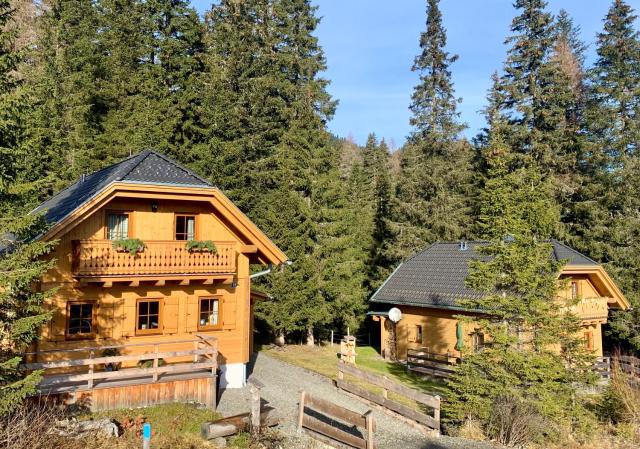 Almhaus & Almchalet Flattnitz