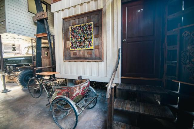 Suankaew​ art​ hostel​