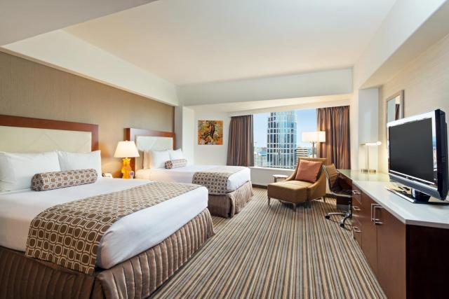 Crowne Plaza Seattle Newly Renovated with No Resort Fee