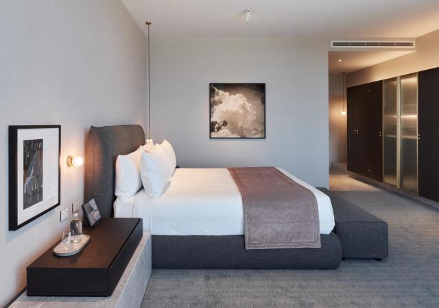 Eos by SkyCity