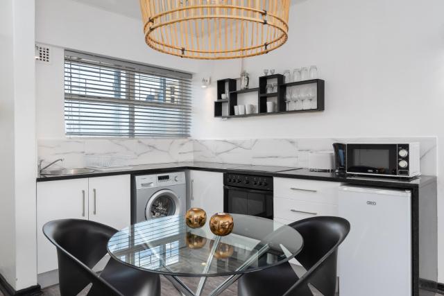 Cascades Apartments by Propr