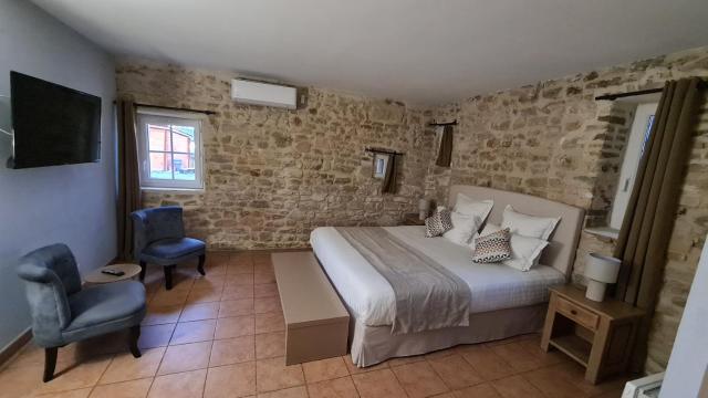 Logis Hôtel La Bastide Saint Bach