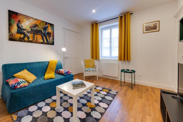 Le Paquier 23 - Charming apartment in the heart of the Old Town 150m fr