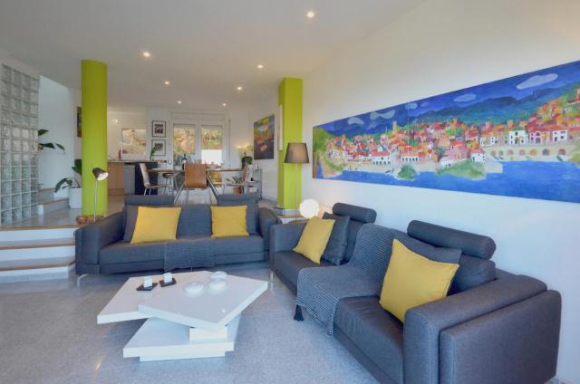 VILLA SANT RAMON - REF 043