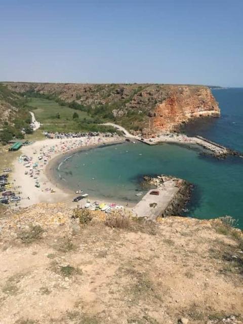 Къща за гости "Черната роза"