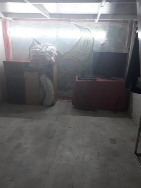 cuarto básico compartido
