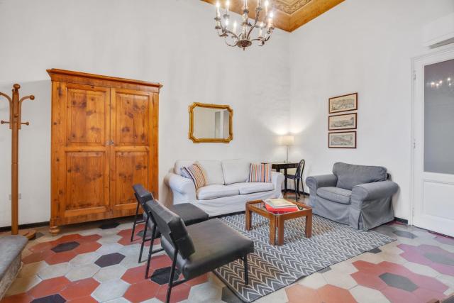 GuestHost - Porta Rossa Apartments near Ponte Vecchio