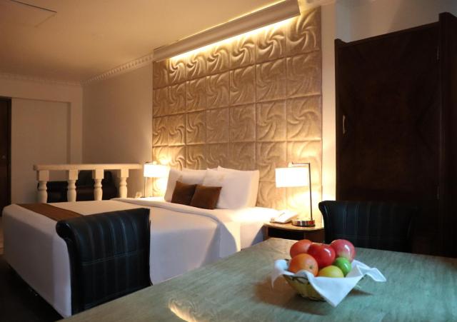 Inkari Suites Hotel