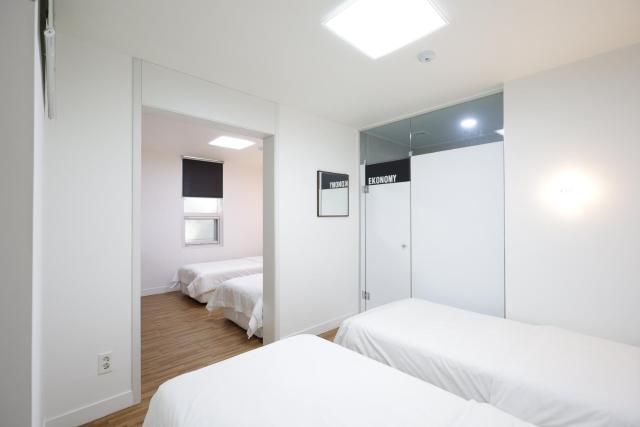 Ekonomy Haeundae Hostel