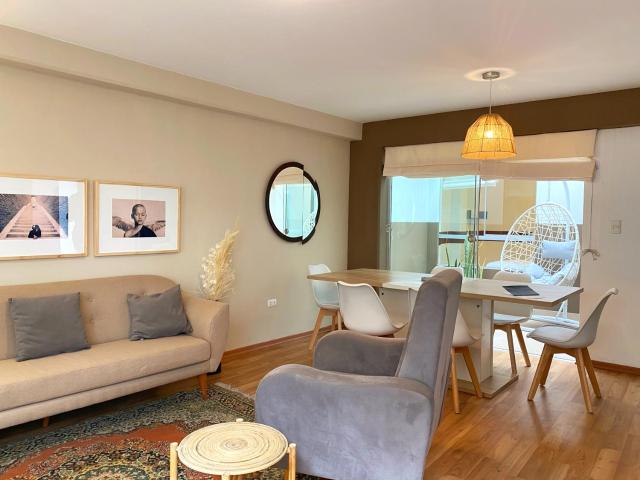 Barranco Suites 3BR Near Malecon By Wynwood House