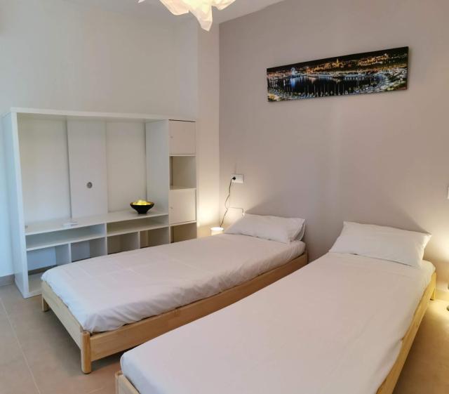 LA PERLA CRUISE Apartment on Private Beach, Modern with Aircon & wifi