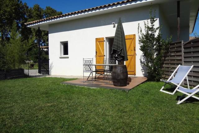 Maison calme avec jardin et parking à 15mn de la mer La grande motte ou Le Grau du roi
