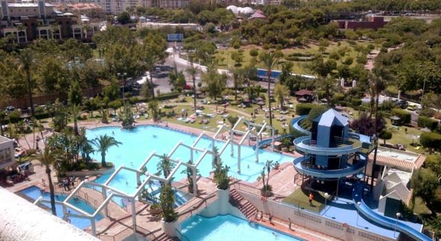 Precioso apartamento frente al mar Benalbeach
