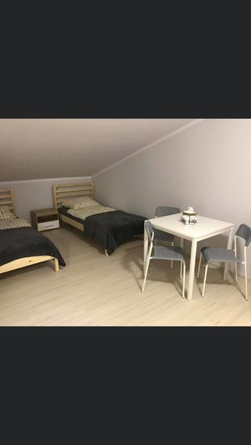 Hostelik Przy Przystanku
