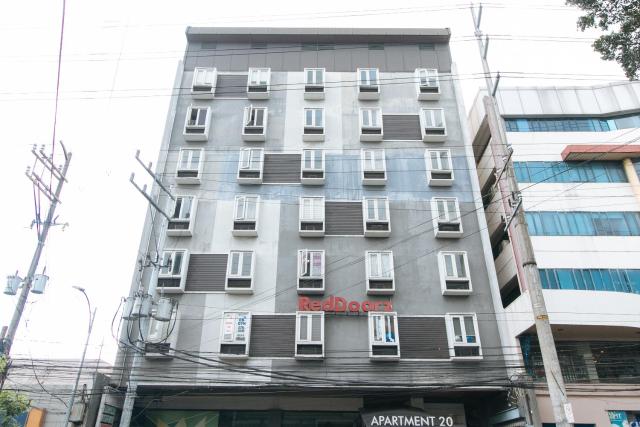 RedDoorz Plus at Kamuning Quezon City