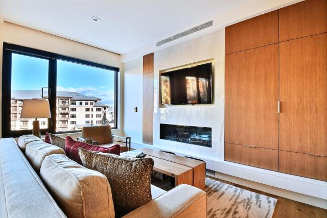 New 1 BR Residence in Canyons Village Ski In Out