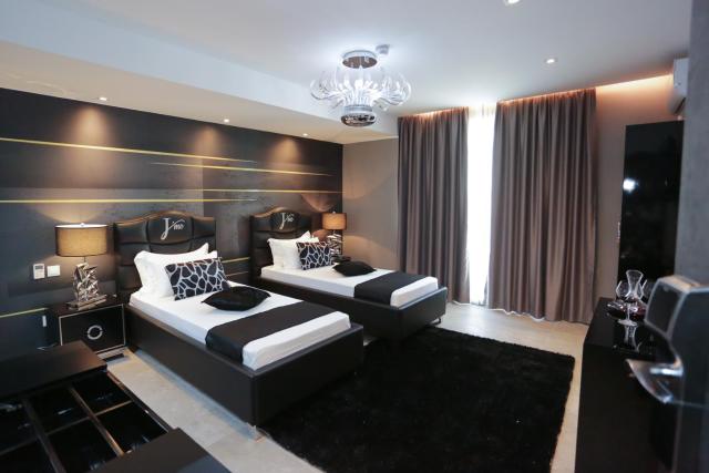J'Me Boutique Hotel - Adults only