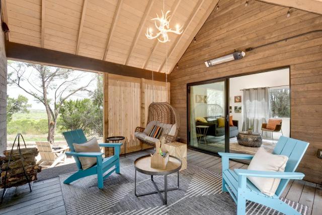 Lucky Arrow Retreat
