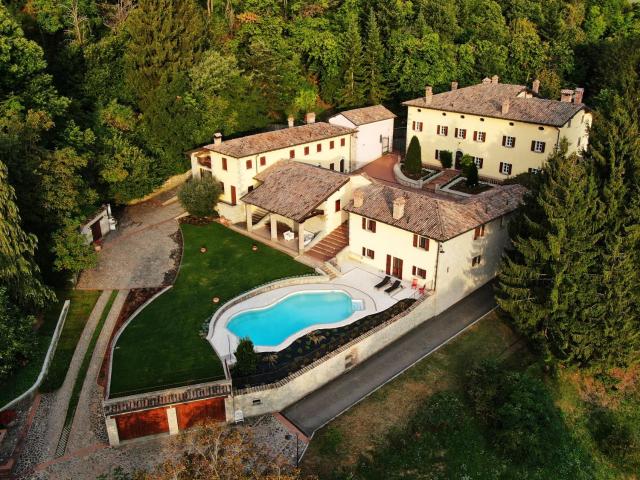 Borgo La Morra