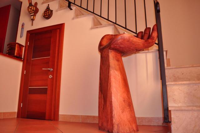 Kalza House
