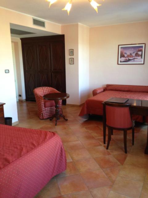 Hotel Barolo