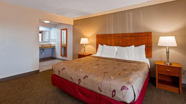 Best Western Thunderbird Motel