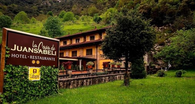 Hotel Restaurante La Casa de Juansabeli