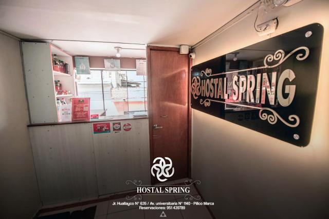 Hostal Spring II