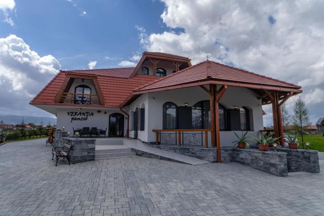Veranda Panzio