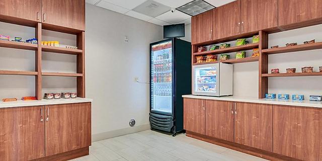 Holiday Inn Express Hotel & Suites Lake Elsinore by IHG