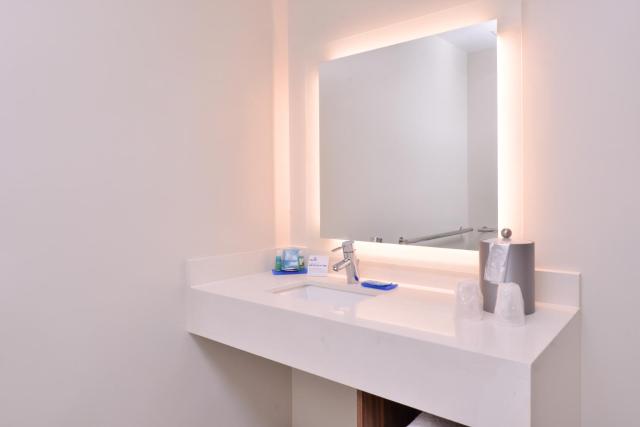 Holiday Inn Express New Orleans - Arts District by IHG