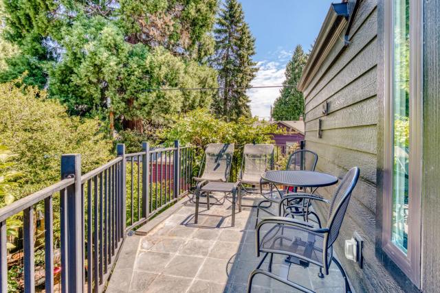 Upscale NE Portland Guesthouse
