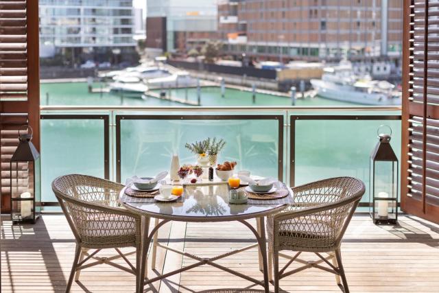 Point Residence Waterfront Luxury Auckland NZ