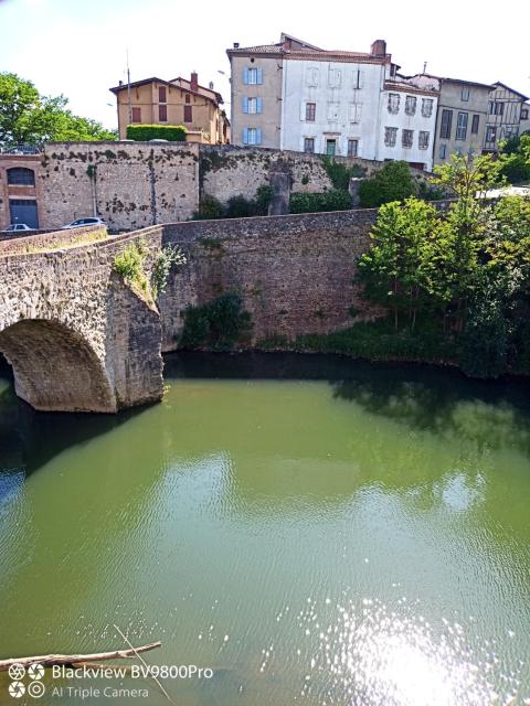 Joli Appartement avec balcon clim