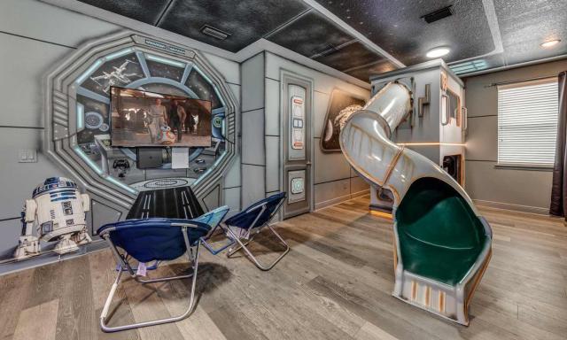 Marvelous 5 Bdrm Villa with Galactic Themed Bedroom at Encore