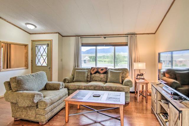 Montana's Emigrant Peaks Getaway: Apt w/ Amenities