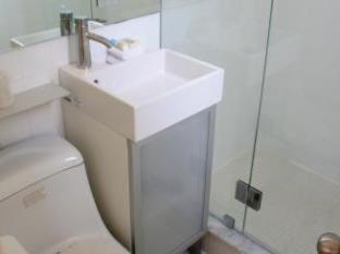 Greenview Hotel By Lowkl