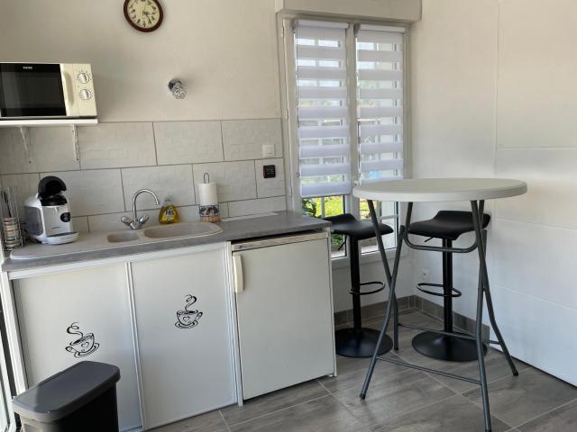 Studio indépendant chez l'habitant