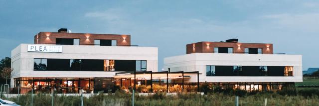 Plea Beach House